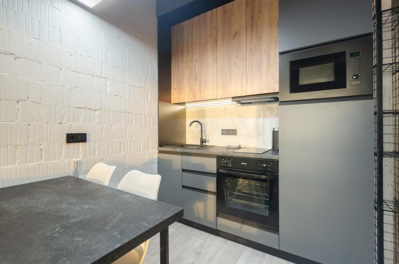 Petrovdom Apartments 12-131B In Rc "Yaroslaviv Grad", Bulvarno-Kudriavska 17B Kiev Exterior foto